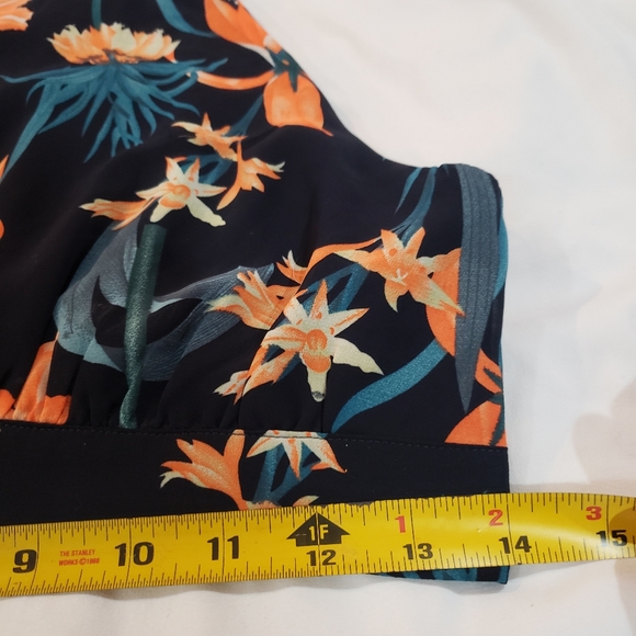 Vintage, Windsor Floral crop, choker neckline! Small - Picture 8 of 8